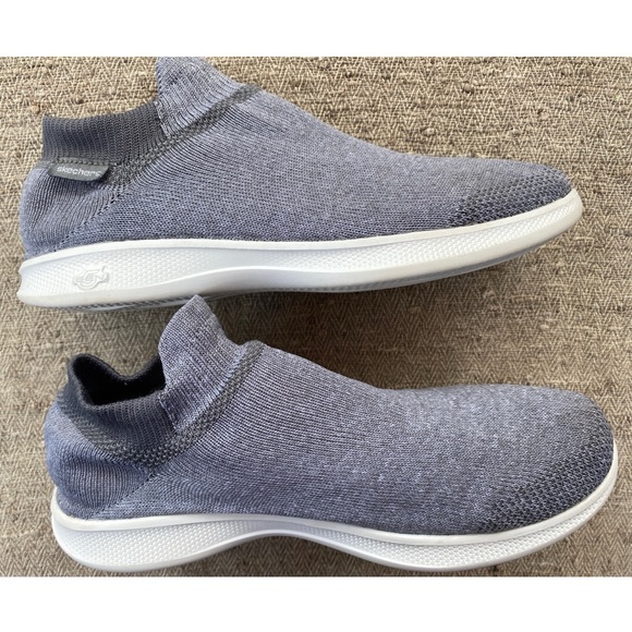 Skechers Sneakers SlipOns - Picture 12 of 16